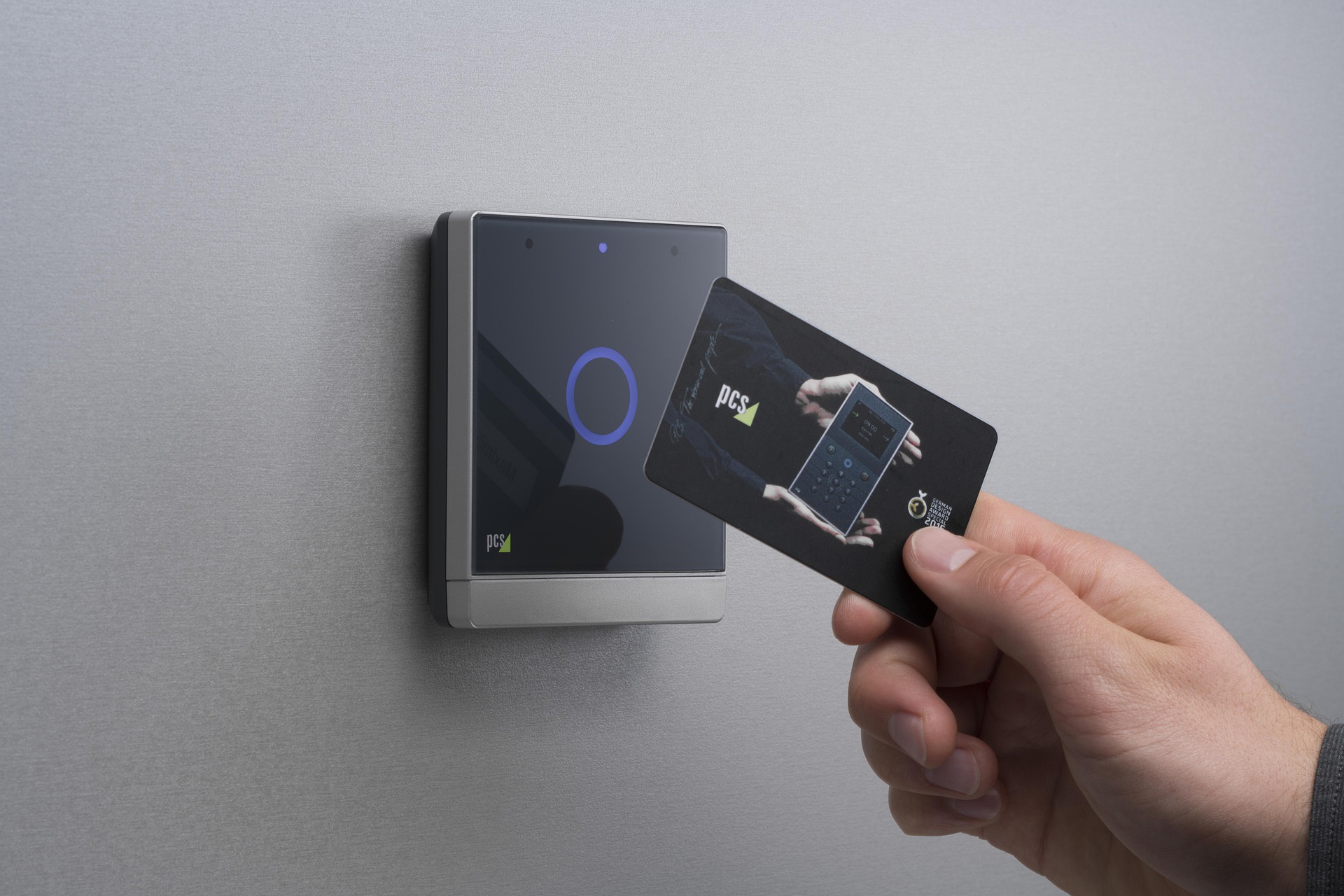 Analysis of the characteristics of RFID technology in each frequency band